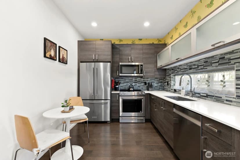Property photo for 8358 19th Avenue Nw #b, Seattle photo 10