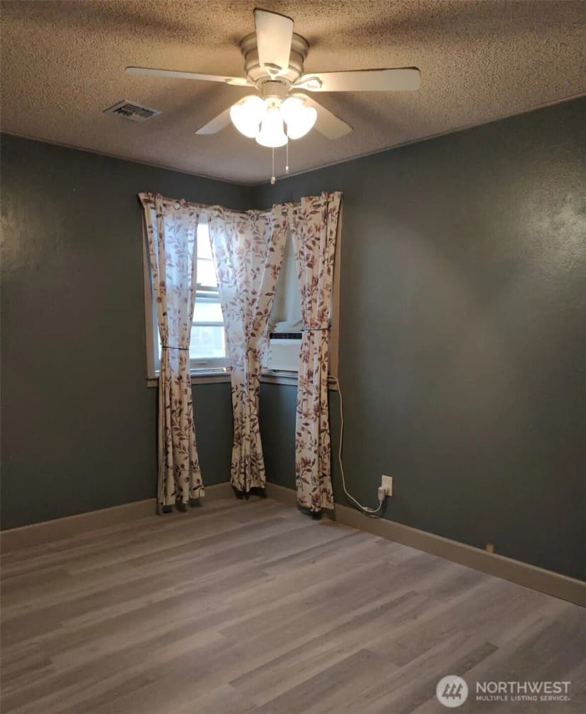 Property photo for 711 Washington, Davenport photo 11