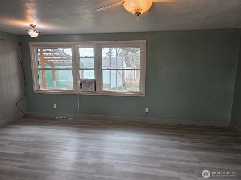 Property photo for 711 Washington, Davenport photo 6