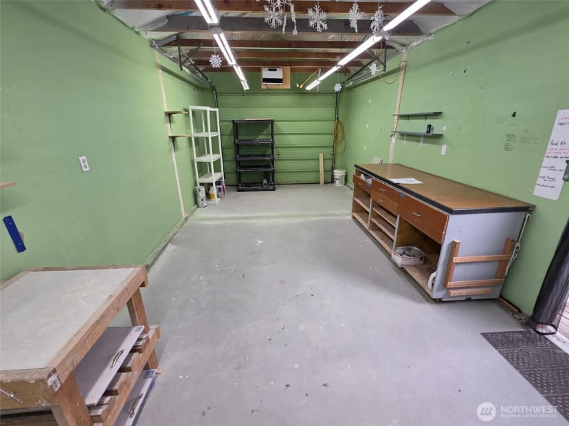 Property photo for 711 Washington, Davenport photo 17