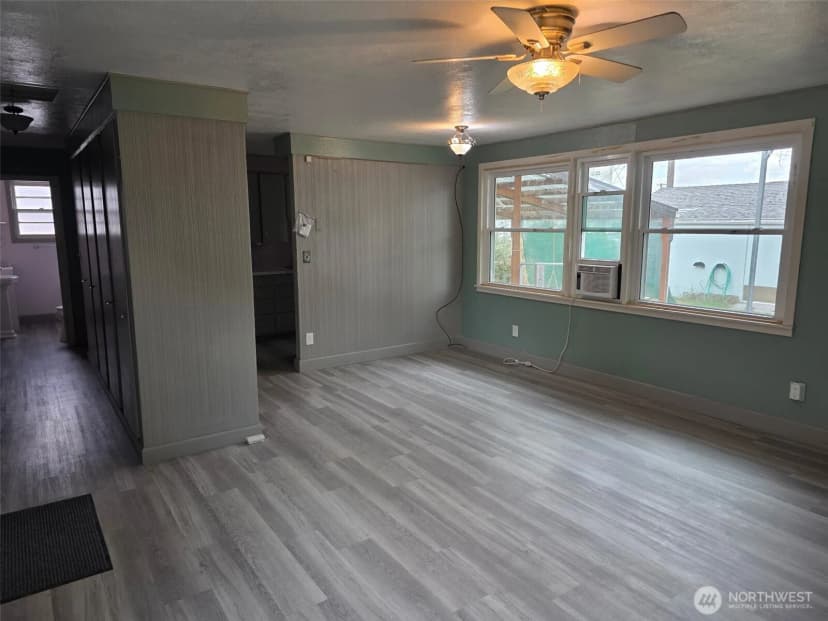 Property photo for 711 Washington, Davenport photo 9