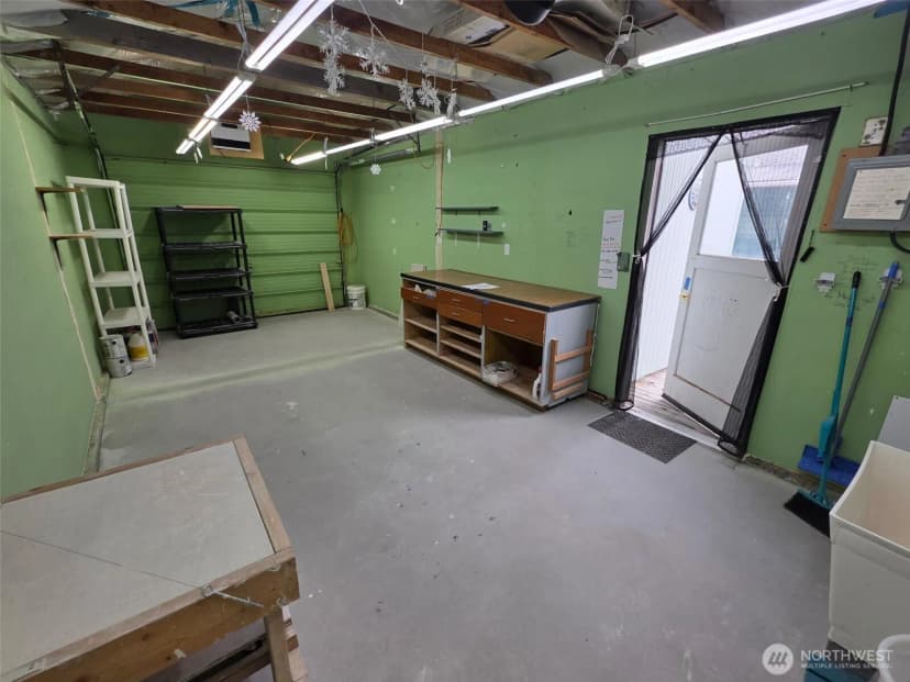 Property photo for 711 Washington, Davenport photo 18