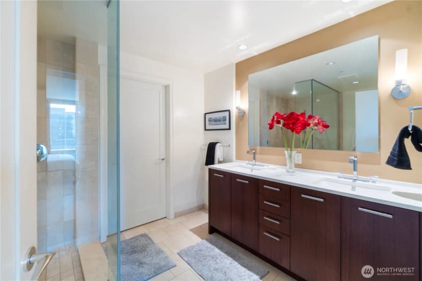 Property photo for 500 106th Avenue Ne #2803, Bellevue photo 12