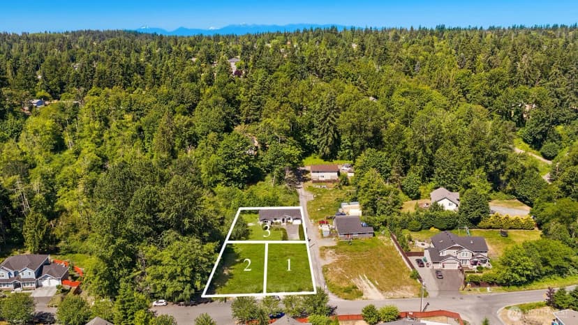 Property photo for 23516 20th Avenue W, Bothell photo 8