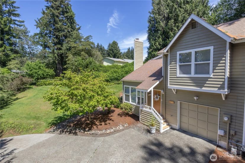 Property photo for 1524 Marine Drive, Bremerton