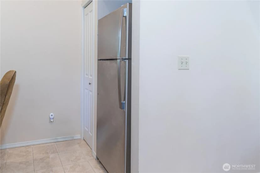 Property photo for 1524 Marine Drive, Bremerton photo 11