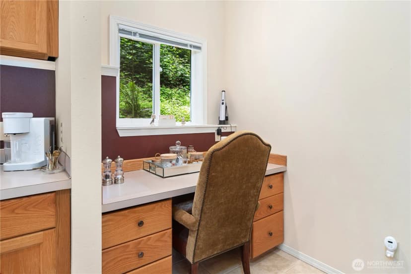 Property photo for 1524 Marine Drive, Bremerton photo 12