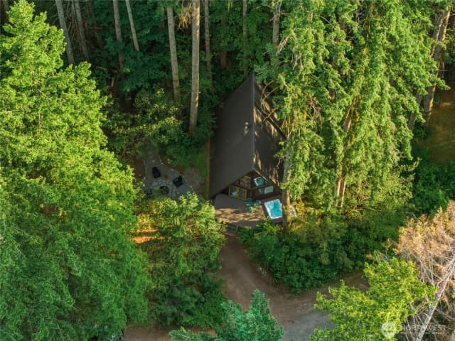 Property photo for 76135 Ne 122nd Street, Skykomish photo 3