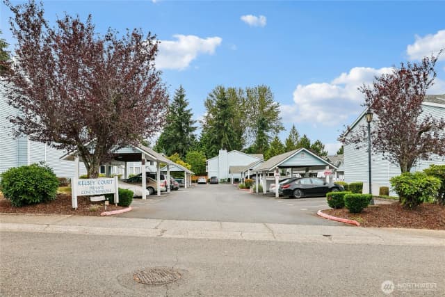 Property photo for 10809 Se 172nd Street #1-c, Renton photo 3
