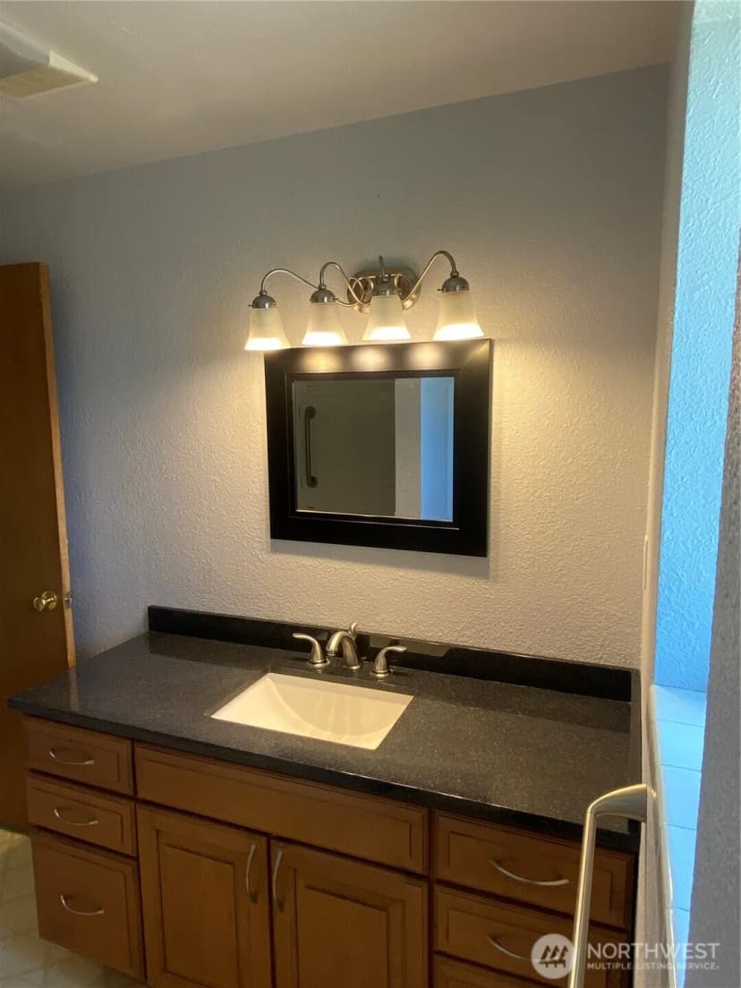 Property photo for 6609 Husky Way Se, Lacey photo 27
