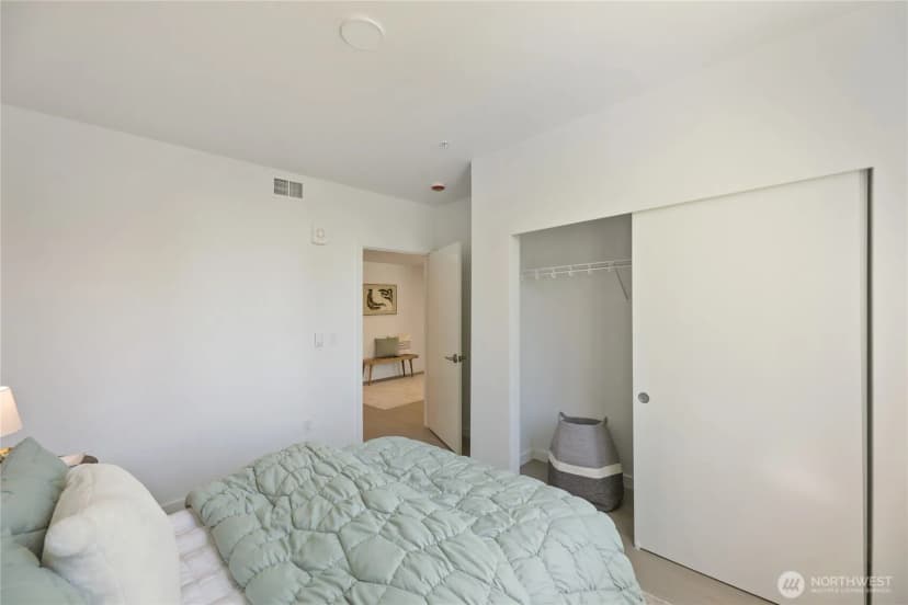 Property photo for 5819 Phinney Avenue N #206, Seattle photo 20