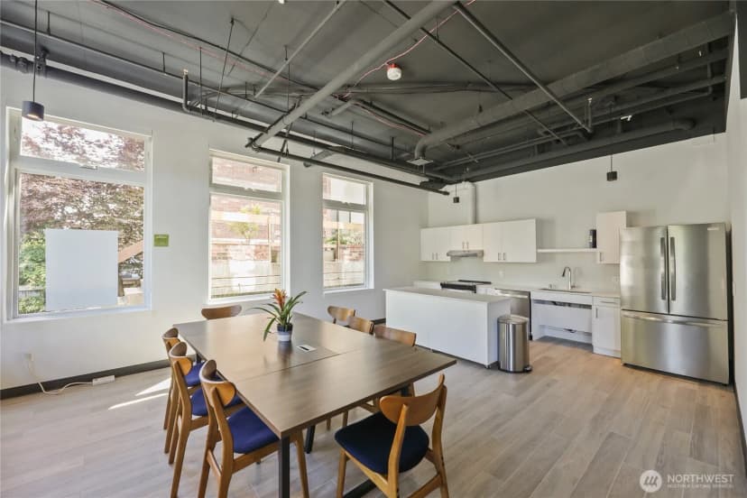 Property photo for 5819 Phinney Avenue N #206, Seattle photo 22