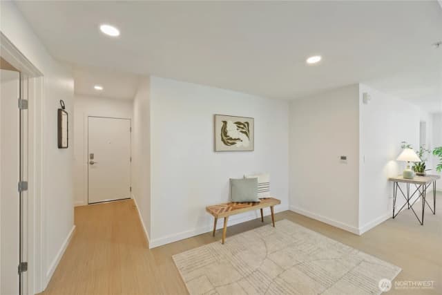 Property photo for 5819 Phinney Avenue N #206, Seattle photo 4