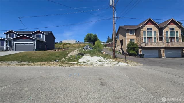 Property photo for 416 Comet Street, Milton photo 5