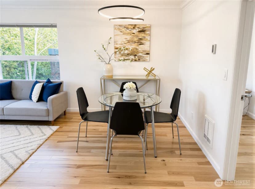 Property photo for 621 5th Avenue N #402, Seattle photo 6