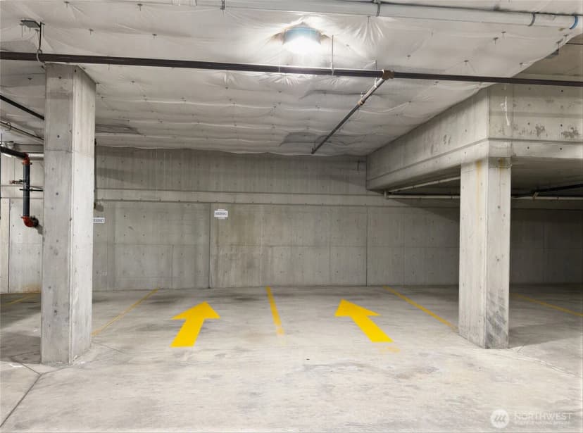 Property photo for 621 5th Avenue N #402, Seattle photo 18