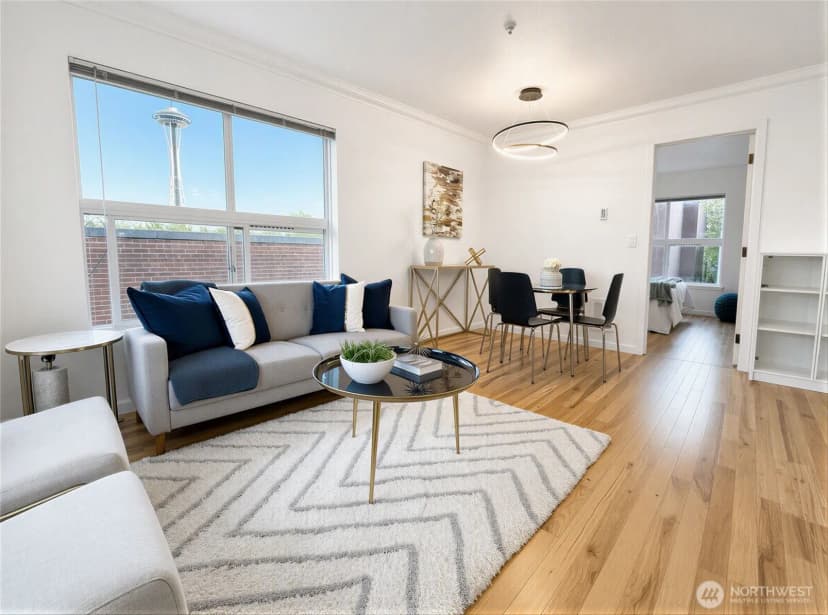 Property photo for 621 5th Avenue N #402, Seattle