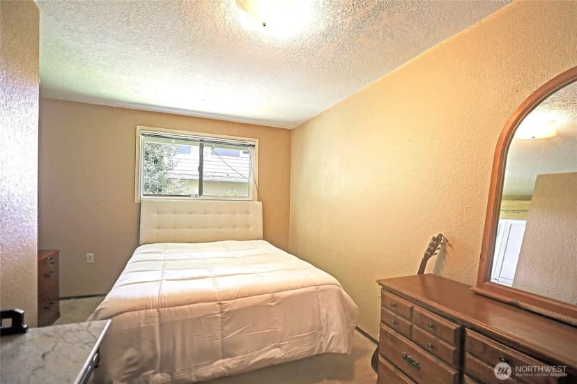 Property photo for 13806 W Lake Kathleen Drive Se, Renton photo 23