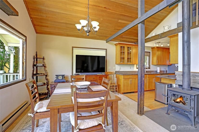 Property photo for 13806 W Lake Kathleen Drive Se, Renton photo 17