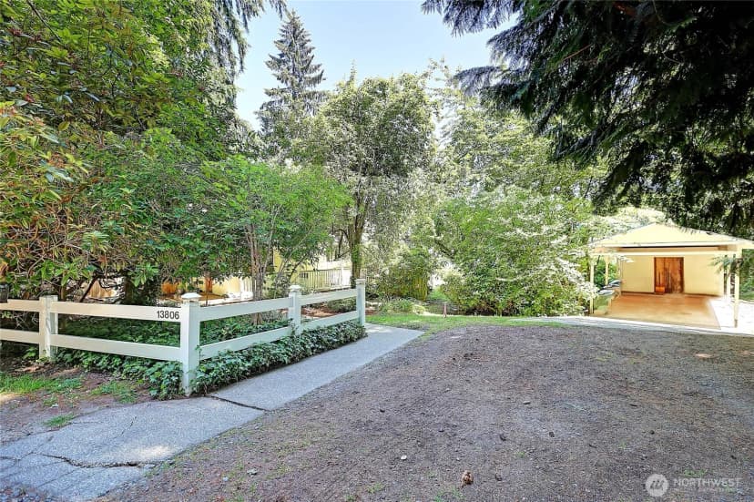 Property photo for 13806 W Lake Kathleen Drive Se, Renton photo 35