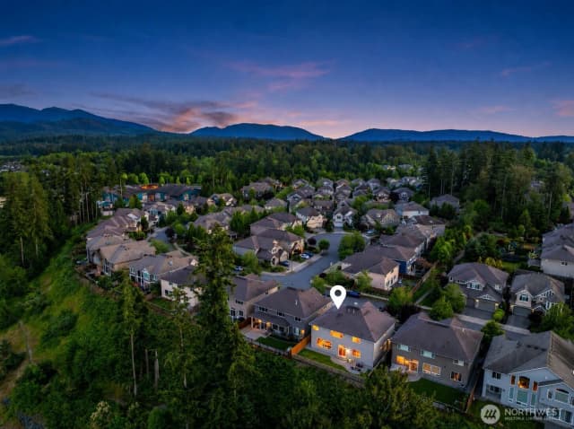 Property photo for 1836 273rd Place Se, Sammamish photo 4
