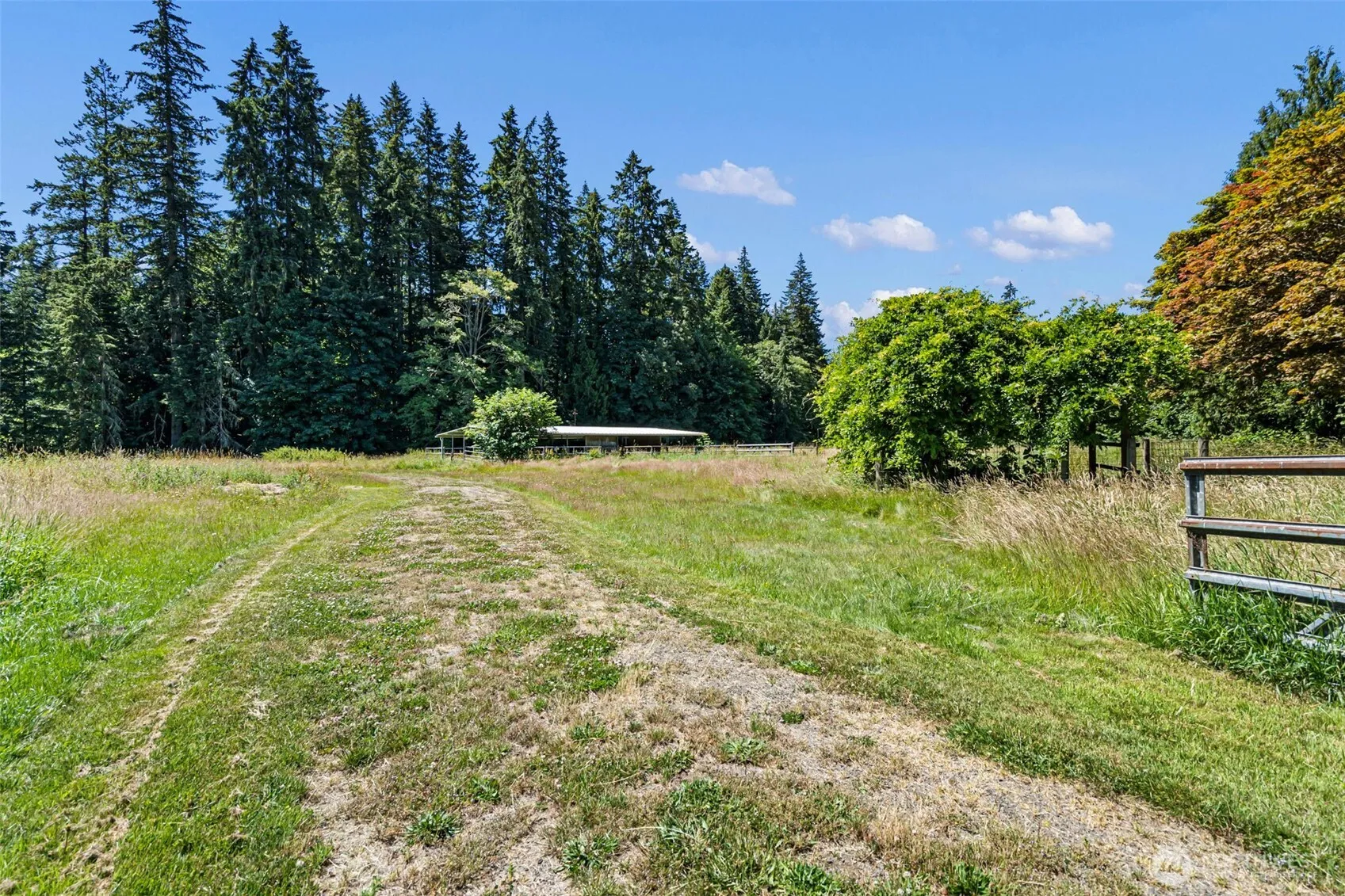 Property photo for 4973 Glenwood Road Sw, Port Orchard photo 33