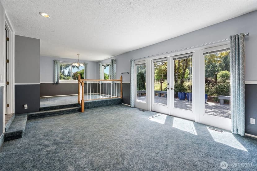 Property photo for 4973 Glenwood Road Sw, Port Orchard photo 9