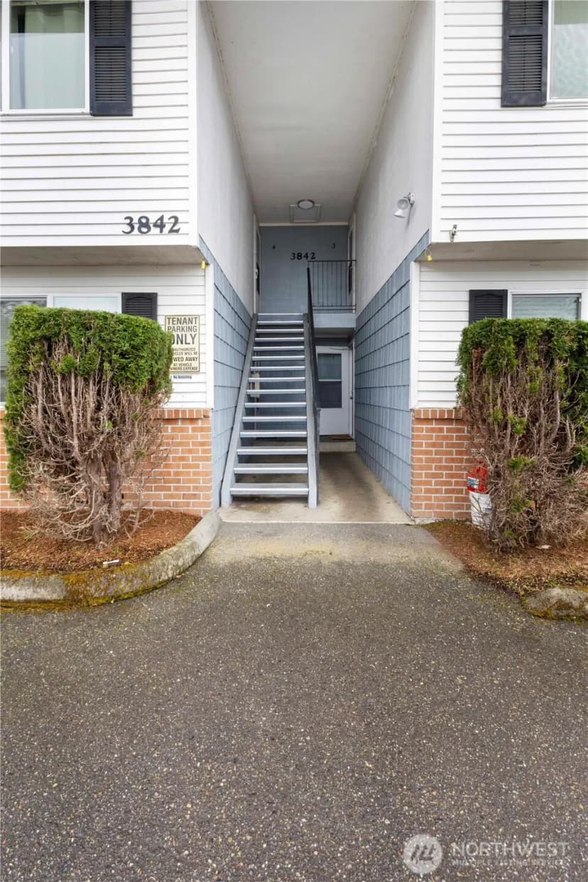 Property photo for 3838 D Place Se, Auburn photo 6