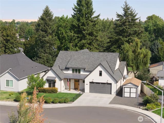 Property photo for 865 Ne Makiah Court, College Place photo 3