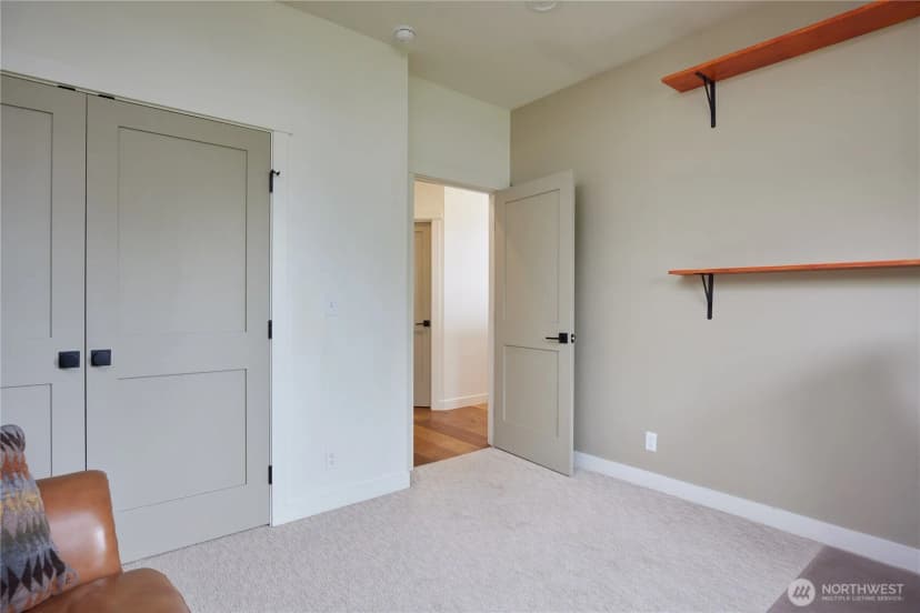 Property photo for 865 Ne Makiah Court, College Place photo 20