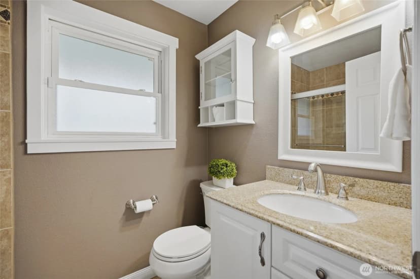 Property photo for 4930 183rd Place Sw, Lynnwood photo 12