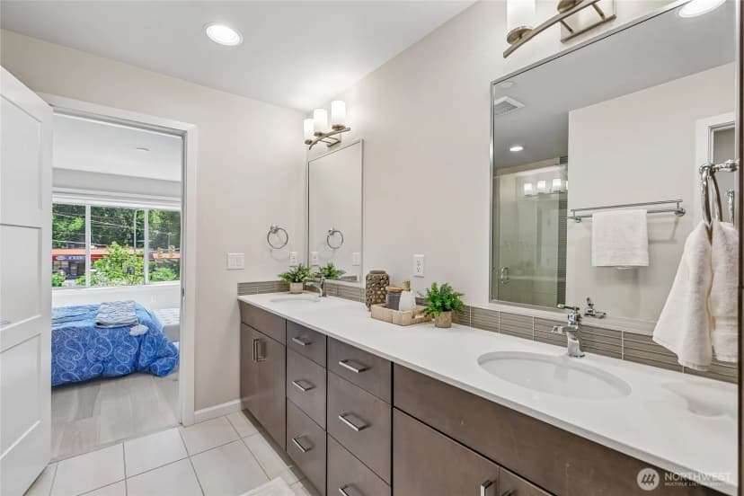 Property photo for 12120 76th Way Ne #2, Kirkland photo 25