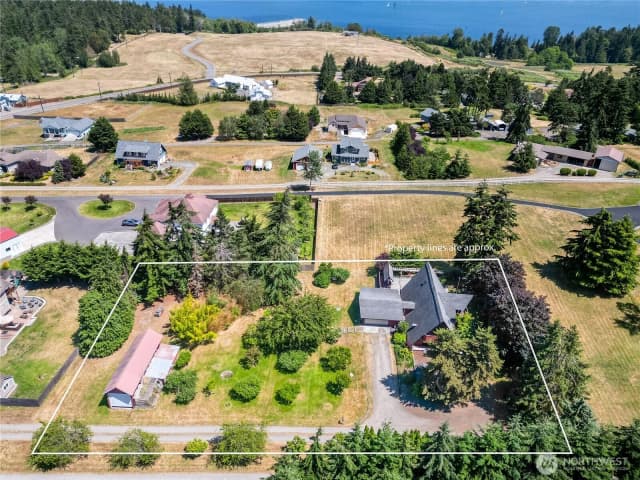 Property photo for 141 Bay Ridge Place, Sequim photo 2