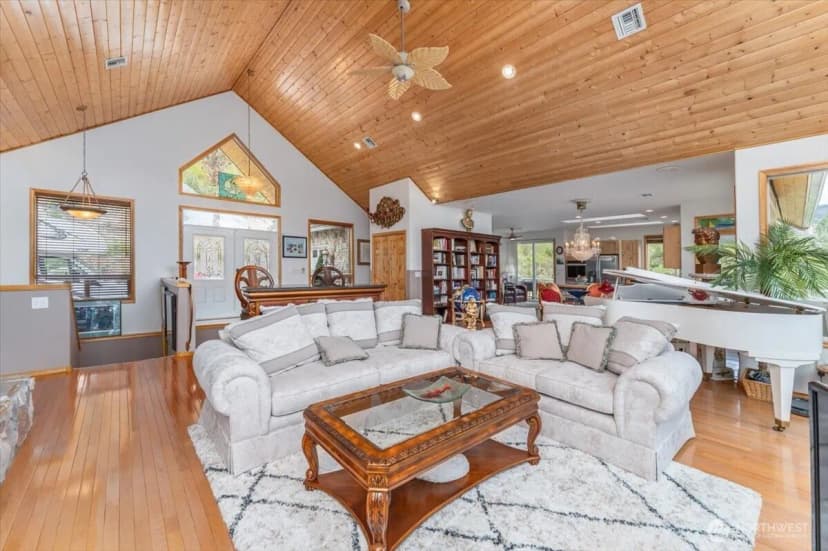 Property photo for 7371 Ridgeview Drive, Chelan photo 9
