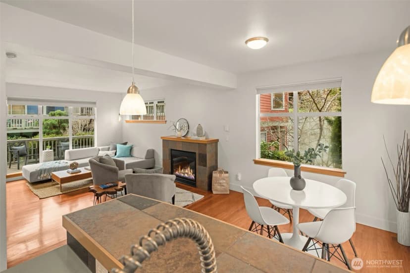 Property photo for 2815 24th Avenue S, Seattle photo 13
