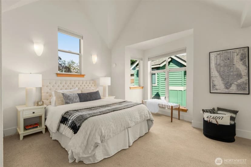 Property photo for 2815 24th Avenue S, Seattle photo 18