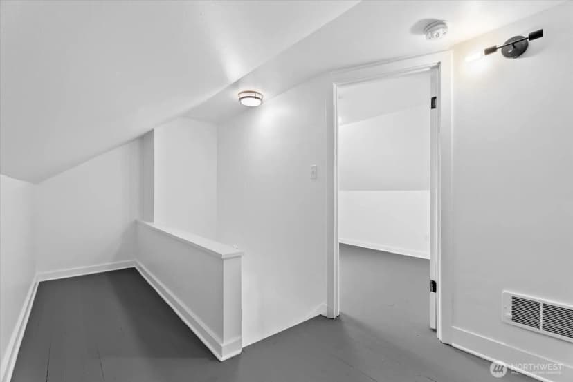 Property photo for 2609 Sw Adams Street #b, Seattle photo 13