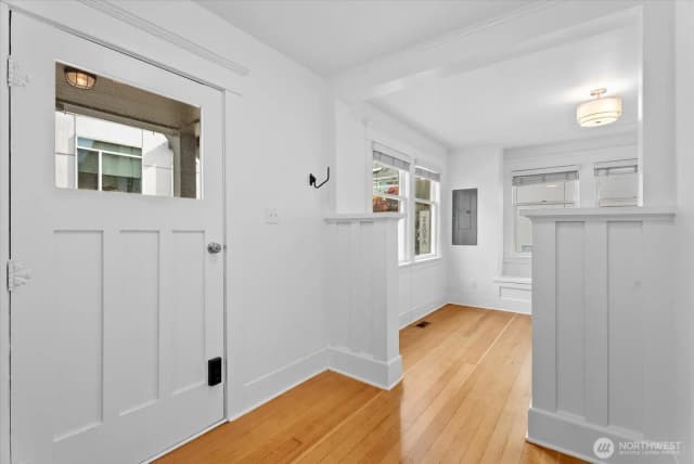 Property photo for 2609 Sw Adams Street #b, Seattle photo 3