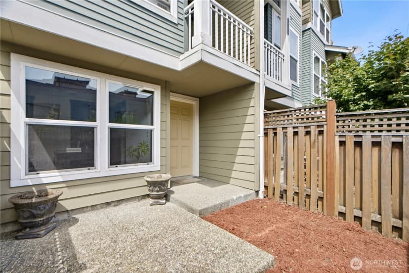 Property photo for 1420 18th Avenue #a, Seattle photo 22