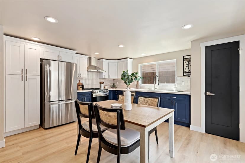 Property photo for 14338 Ashworth Avenue N #b, Seattle photo 10