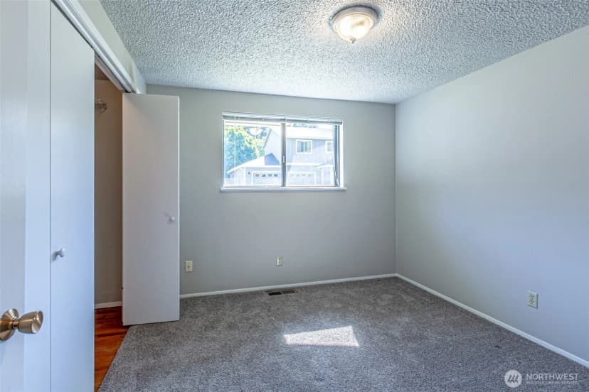 Property photo for 2524 70th Avenue Sw, Tumwater photo 16