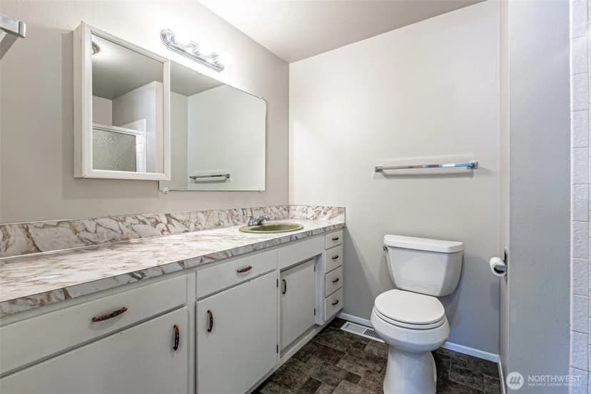 Property photo for 2524 70th Avenue Sw, Tumwater photo 24