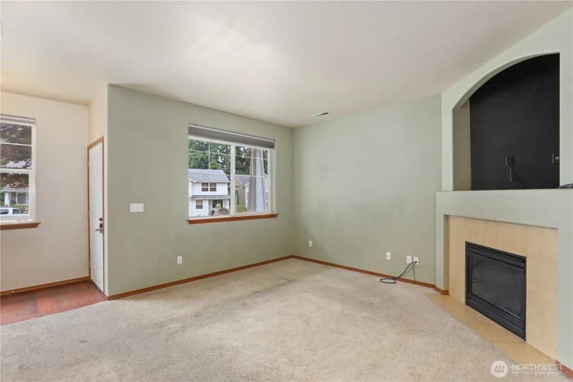 Property photo for 1721 203rd Street Ct E, Spanaway photo 3