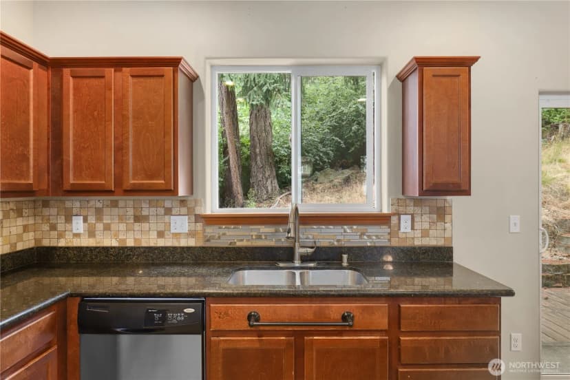 Property photo for 1721 203rd Street Ct E, Spanaway photo 9