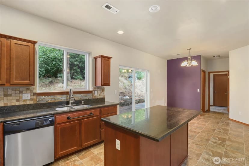 Property photo for 1721 203rd Street Ct E, Spanaway photo 10