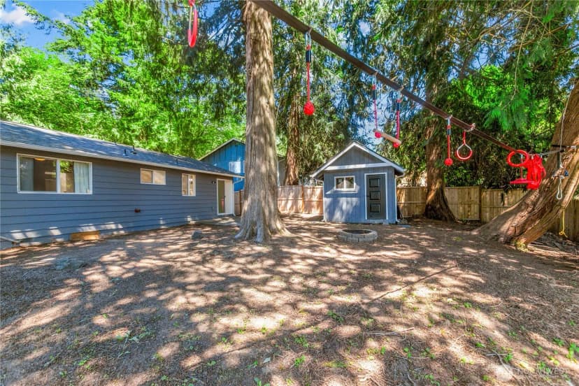 Property photo for 7008 Parkdale Drive Nw, Bremerton photo 26