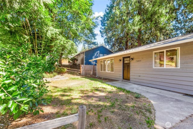 Property photo for 7008 Parkdale Drive Nw, Bremerton photo 2