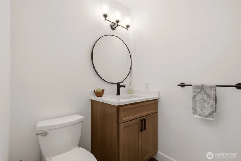 Property photo for 6204 53rd Street Ct W, University Place photo 16