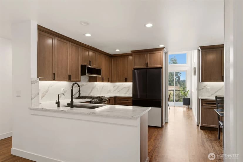 Property photo for 6204 53rd Street Ct W, University Place photo 8