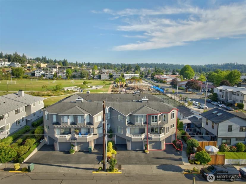 Property photo for 610 Daley Street #e, Edmonds photo 25